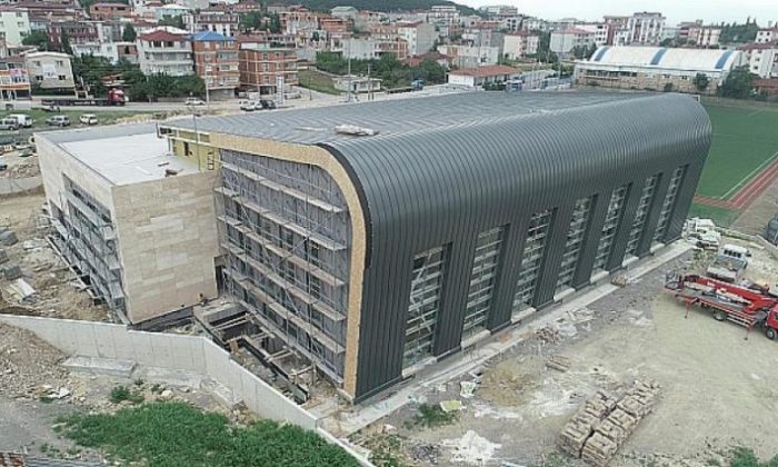 Dilovası yüzme havuzu tamamlanıyor