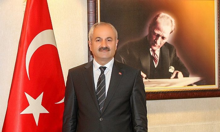“Cumhuriyet, tarihimizdeki yeniden dirilişin adıdır”