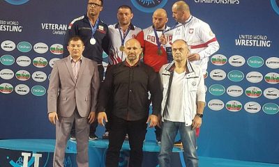 Veteran güreşçilerden çifte dünya şampiyonluğu