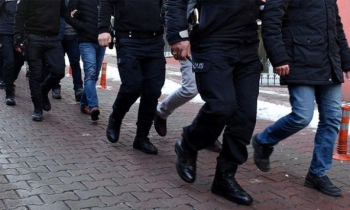 Kocaeli’de HDP’ye operasyon