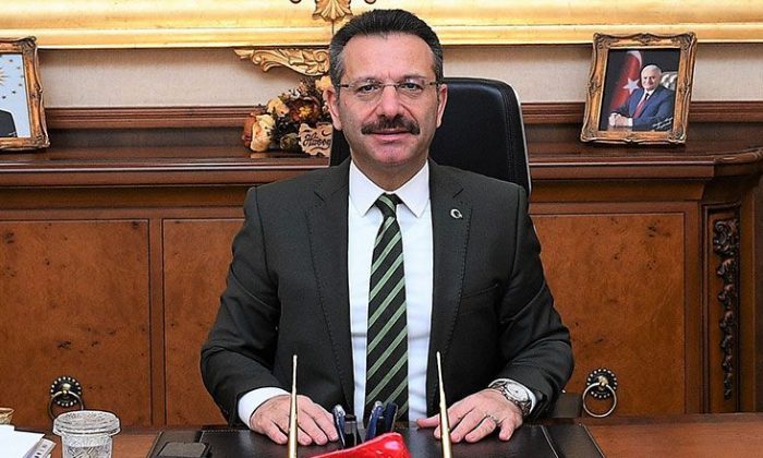 Vali Aksoy izne ayrıldı