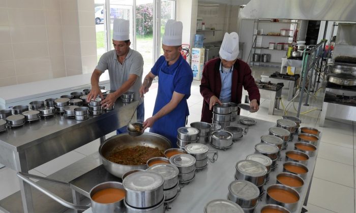 Başiskele’den yardım eli