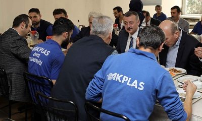Büyükakın, işçilerin masasına konuk oldu