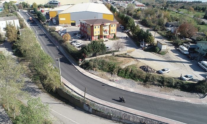 Büyükşehir, Gebze’deki o sokağı asfaltladı