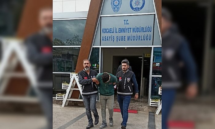 FETÖ ile korkutup 36 bin dolarını aldı