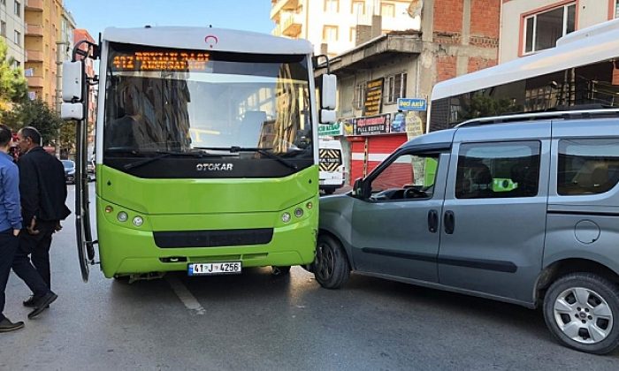 Halk otobüsü kaza yaptı, 1 yaralı!