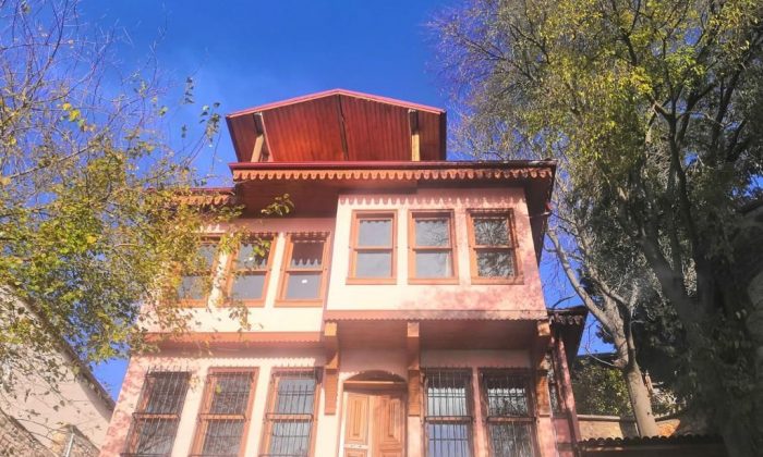 Pembe Köşk yenileniyor