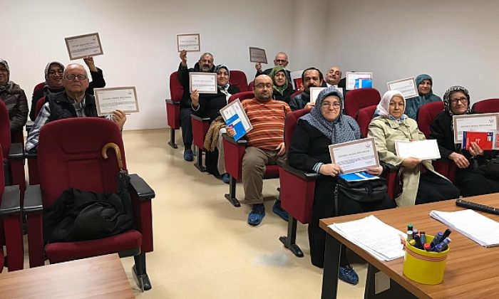 Diyabet Okulu mezun vermeye devam ediyor