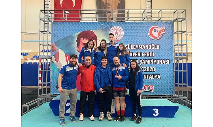 Halterciler, Türkiye Şampiyonası’ndan mutlu döndü