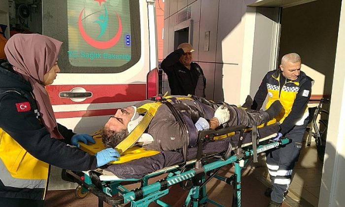 İskeleden düşen işçi yaralandı