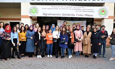 Kılavuz Gençlik Projesi üniversiteli gençlerin yanında
