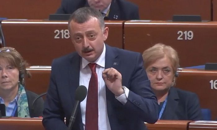 Başkan Büyükakın, Fransa’da Türkiye’yi temsil edecek