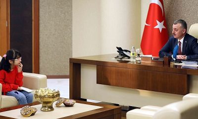 Başkan Büyükakın, Minik Hatice ile çevreyi konuştu