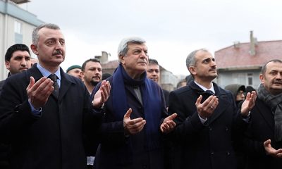 “Camileri bir medeniyet merkezi olarak görmeliyiz”