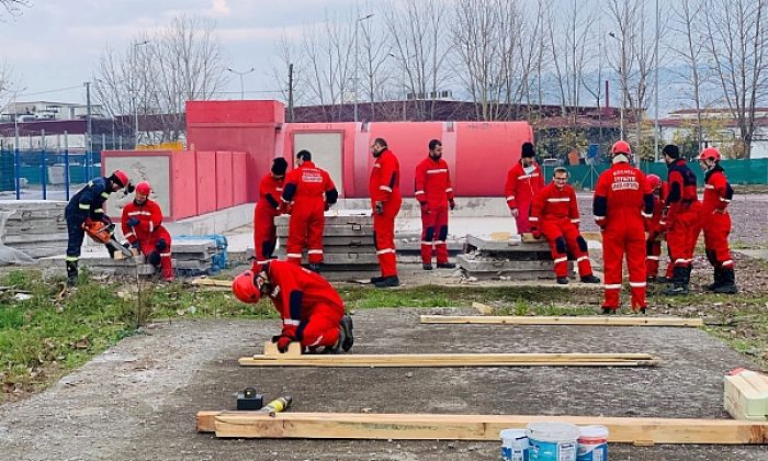 İtfaiye personeline hizmet içi eğitim