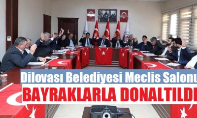Dilovası Belediyesinden Bayraklı Meclis Toplantısı!