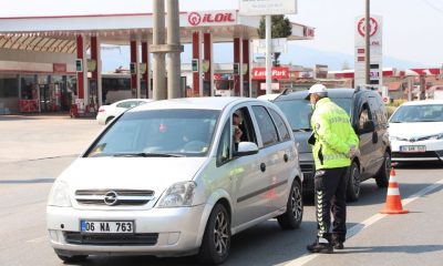 Sokağa çıkacak olanlar dikkat! Polis ekipleri tek tek durduruyor