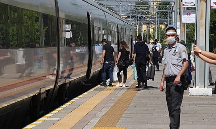 YHT İzmit seferleri resmen başladı