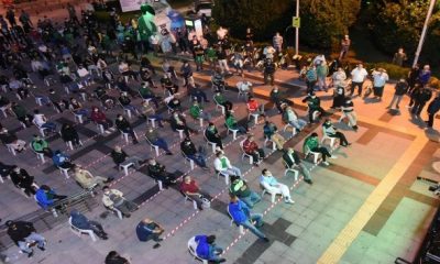Kocaelispor’un ilk maçının heyecanı Belsa Plaza önünde yaşandı