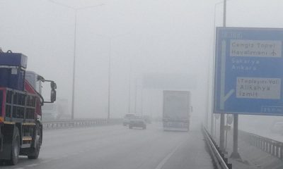 Kocaeli’de yoğun sis sürücülere zor anlar yaşatıyor