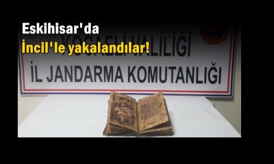Tarihi İncil ile birlikte yakalandılar!