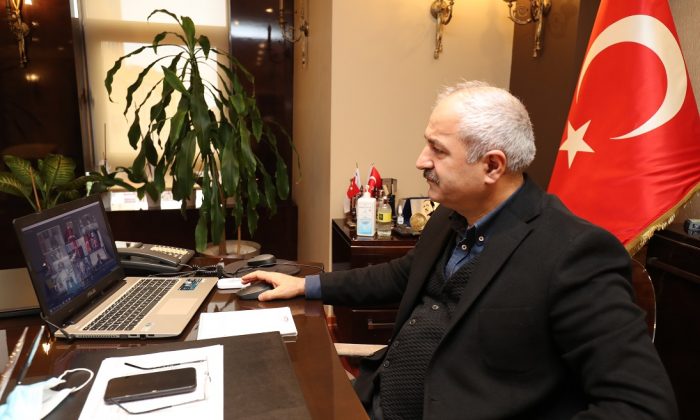 Başkan Büyükgöz Bakan Dönmez’in düzenlediği toplantıya katıldı