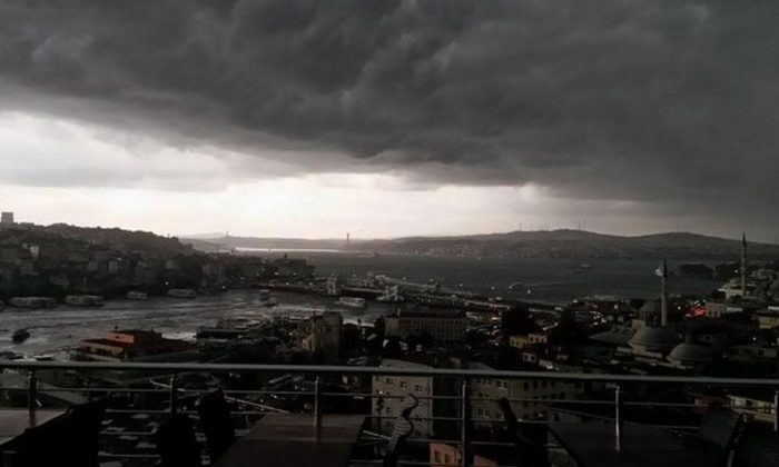 Valilikten rüzgar ve fırtına açıklaması!