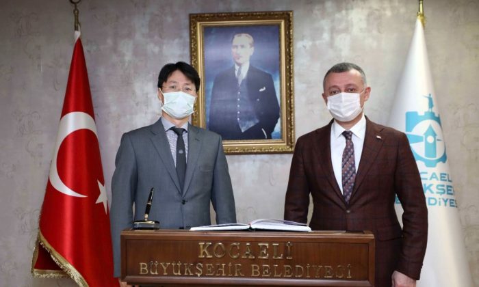 Büyükakın: “Çok önemli sağlık ve sosyal hizmetlerine imza attık”