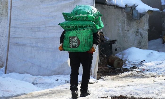 Muhtaç ailelere kömür yardımı bu yıl da devam edecek