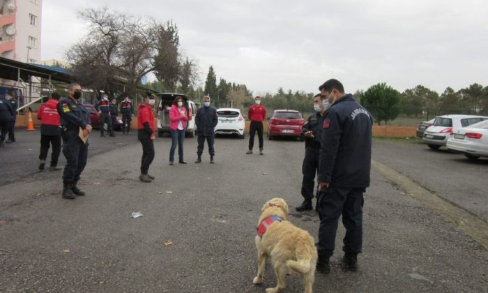Kocaeli İl Jandarma Komutanlığı’ndan bin 400 personeline deprem eğitimi