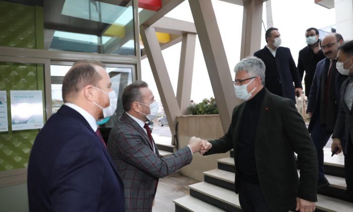 Ellibeş, Kabe’ye yapılan saygısızlığı kınadı