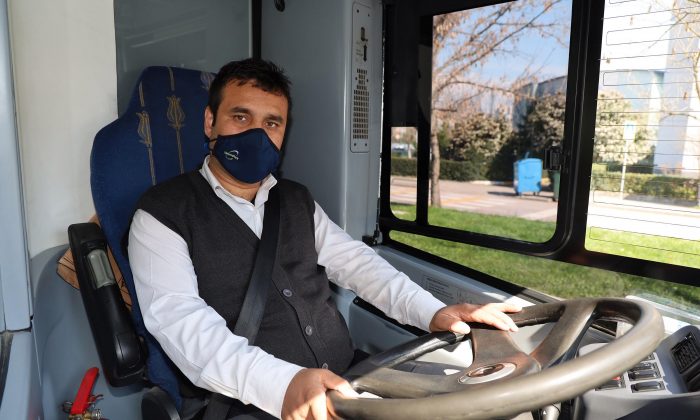 Kahraman Şoför fenalaşan yolcuyu hastaneye yetiştirdi