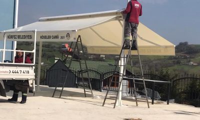 Köseler Camii’nin bahçesine tente