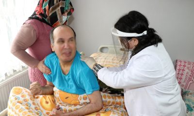 Hasta refakatçilerine uygulamalı eğitimler devam ediyor