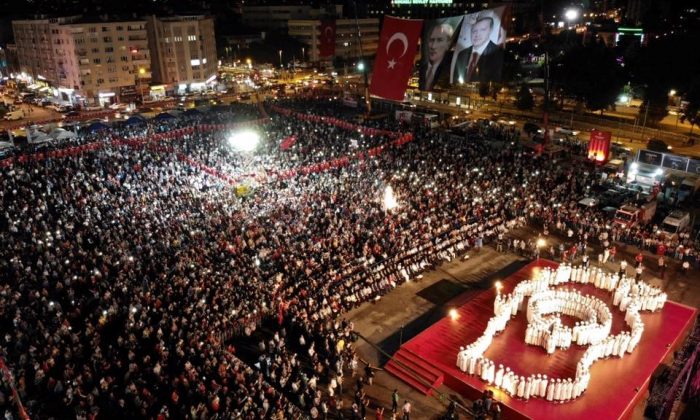 Şehitlerimiz için ‘’Bir Yasin de Sen Oku’’