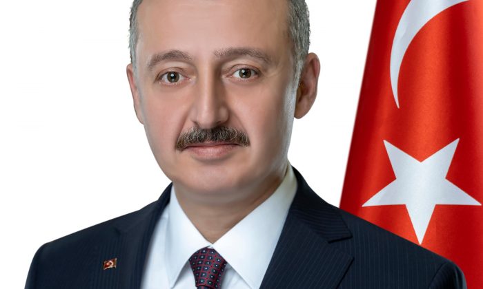 Büyükakın, ‘’Bayram gönüllerimize sevinç hanelerimize huzur ve sağlık getirsin’’