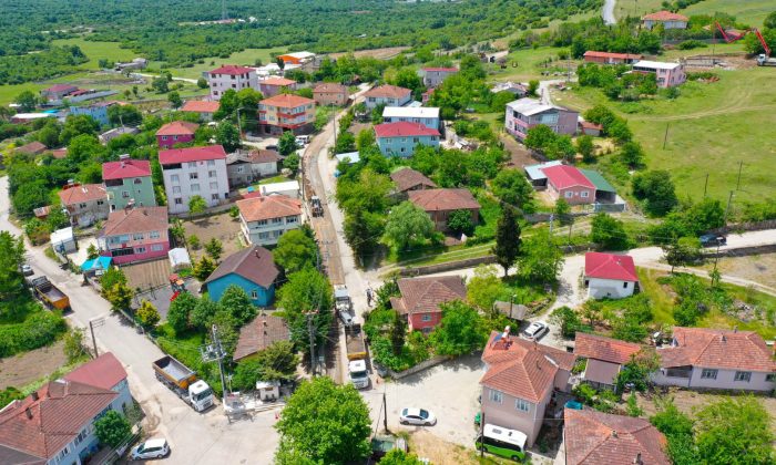 Dilovası Tepecik Köyü’nde üstyapı çalışması