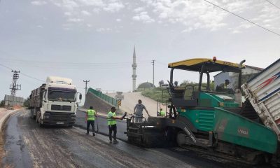 Kısıtlamada İzmit köy yolarında da üst yapı çalışmaları yapılıyor
