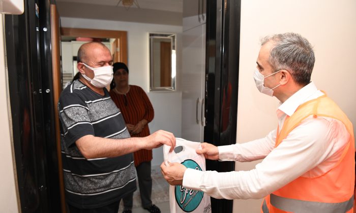 Çayırova Belediyesinden 45 bin haneye bayram hediyesi
