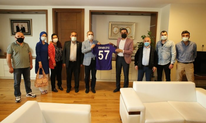 Sinop’lulardan Çiftçi ’ye ziyaret