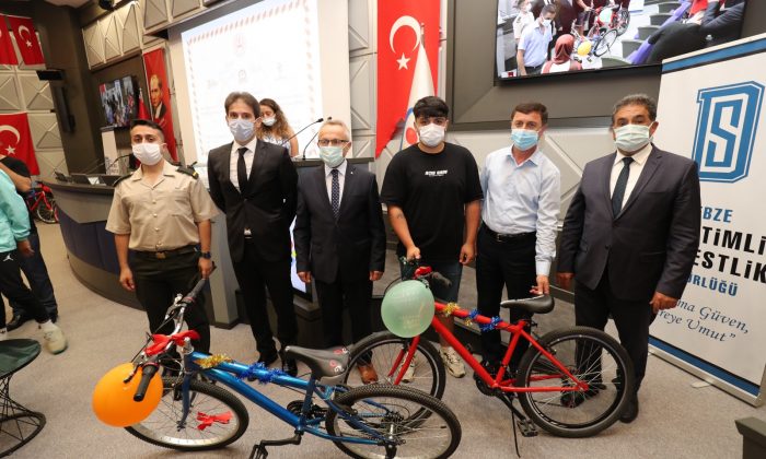 Gençlere Hediye Bisiklet