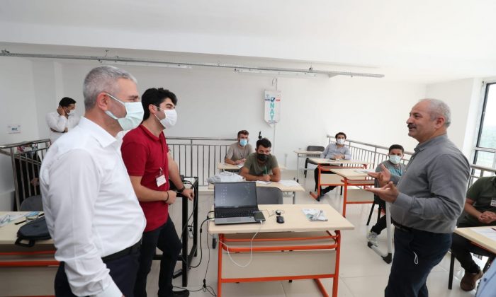 Gebze’de Mesleki Yeterlilik Kurslarında Eğitimler Tam Gaz Devam!