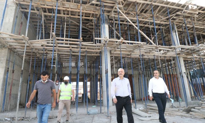 Başkan Büyükgöz’den Beylikbağı’nda denetim ve esnaf turu