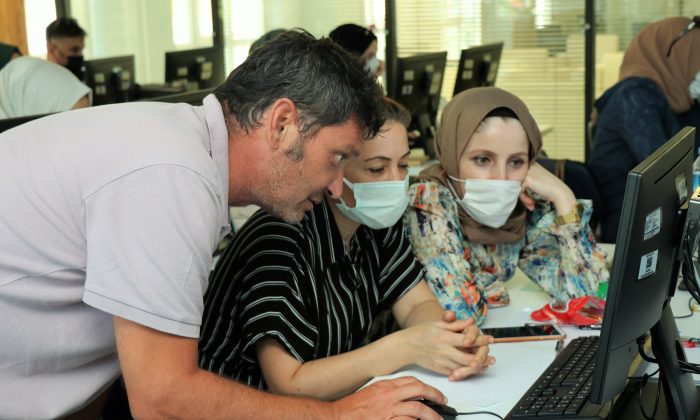 Bilgievleri öğretmenlerine ‘kodlama’ eğitimi