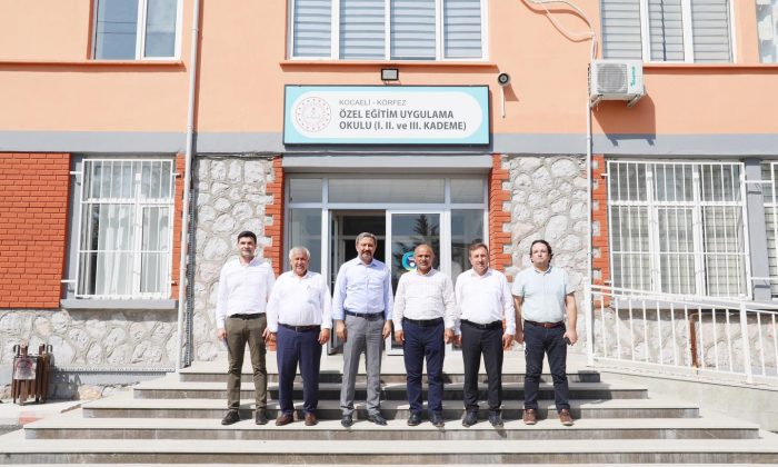 Şener Söğüt Özel Eğitim Uygulama Okulu’nu gezdi