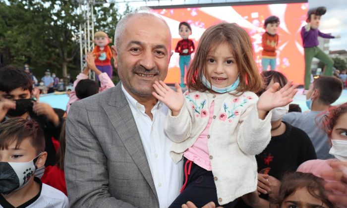 Gebzeli çocuklar yaza eğlenerek veda etti