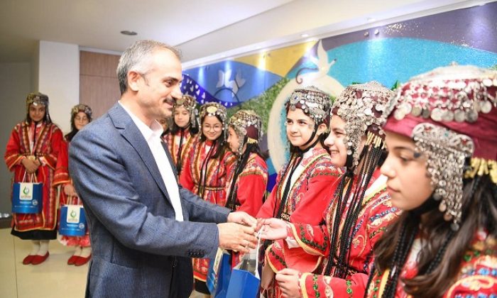 Başkan Çiftçi, şampiyon ekibi ağırladı