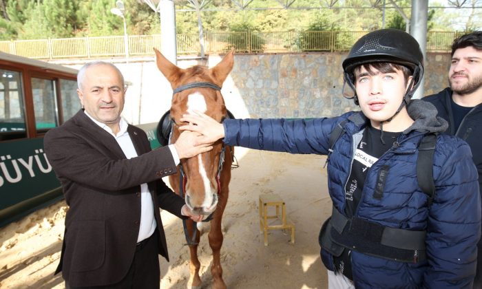 Atlı Terapi Eğitimleri Gebze’ye Ödül Getirdi