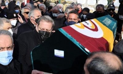 Saffet Sancaklı, tabut taşırken soyuldu!