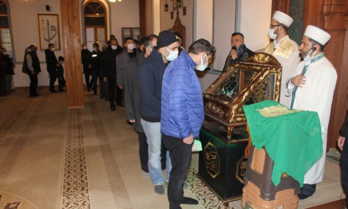 İzmit’te Sakal-ı Şerif’e yoğun ilgi